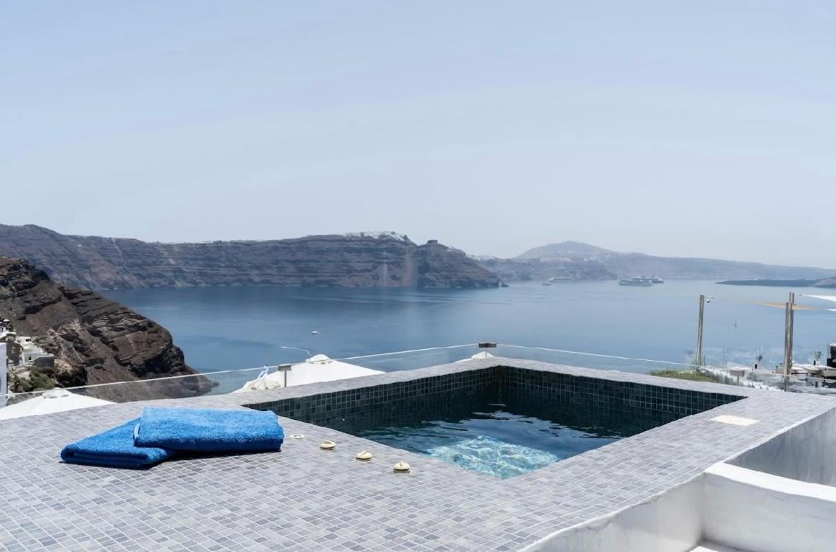 Enalion White Suites Oia Buitenkant foto